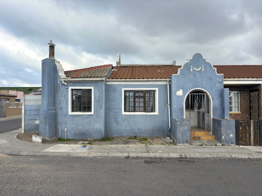 4 Bedroom Property for Sale in Tafelsig Western Cape